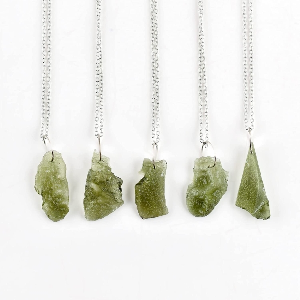 Moldavite pendant for necklace - herb leaf (small) Silver healing crystal -  Crystal Concentrics